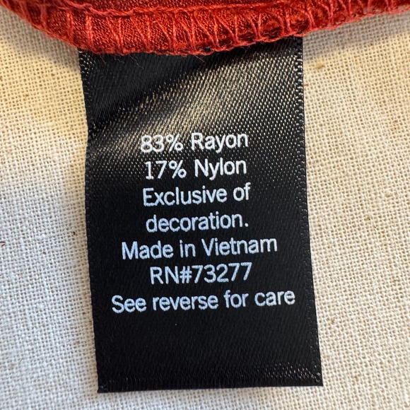 Twist-Front Tank - Picture 8 of 8